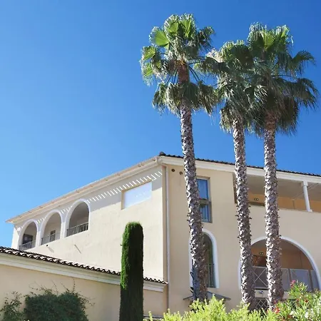 Курортный комплекс Gassin St Tropez St4 Cabine Caesar Сен-Тропе